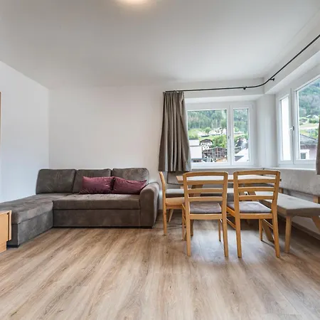 Apartment Cristlpek *